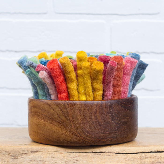 Felted Puff in Vintage Frame | Rainbow (4)