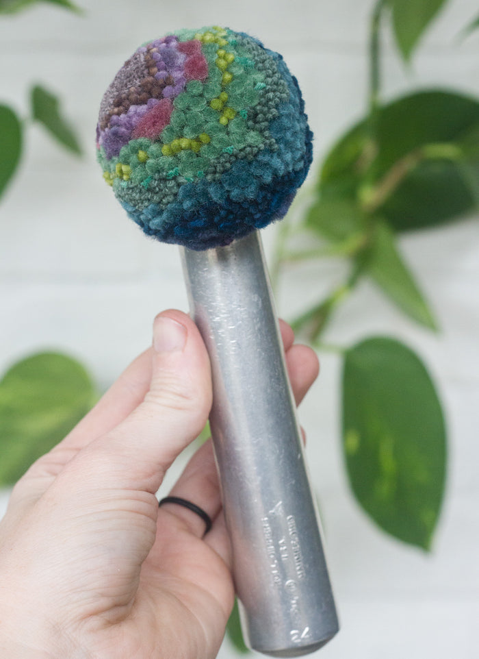 Sundae Collection | Vintage Chunky Handle Ice Cream Scoop, Laying | 01